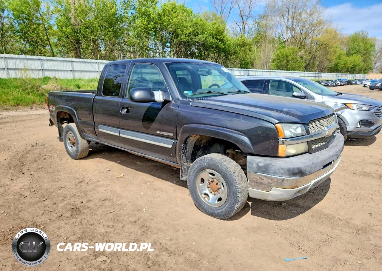 2004 Chevrolet Silverado K2500 Heavy Duty VIN:1GCHK29U14E112376 - 4
