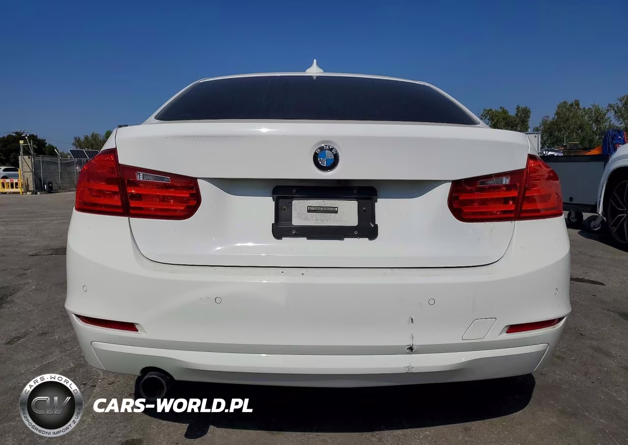 BMW 320I VIN:WBA3B1G50FNT06168 - 6