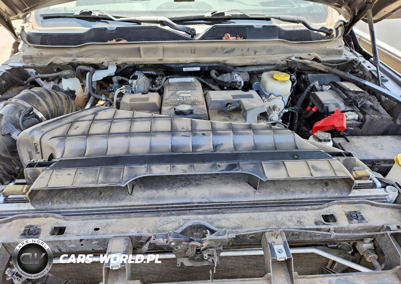 2021 Ram 2500 Laramie VIN:3C6UR5FL0MG624380 - 11