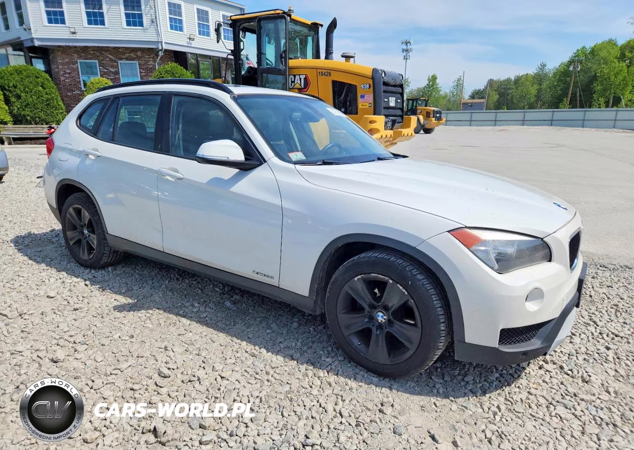2013 BMW X1 xDrive28I VIN:WBAVL1C59DVR86337 - 4