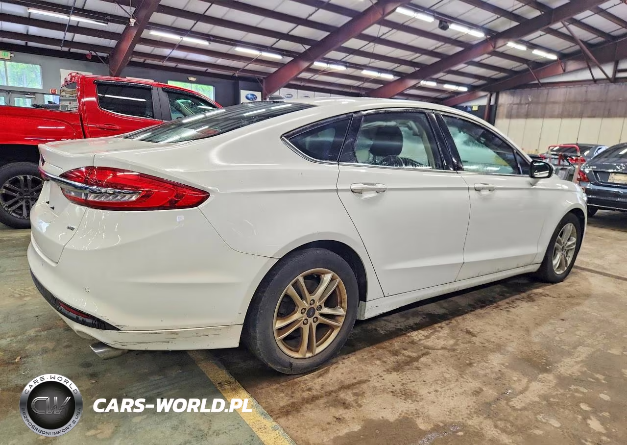 2018 Ford Fusion Se VIN:3FA6P0H75JR117300 - 3