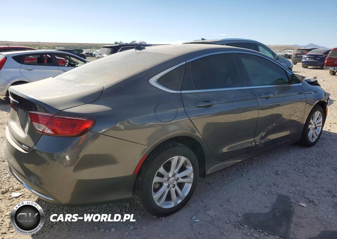 2015 Chrysler 200 Limited VIN:1C3CCCAB4FN606939 - 3