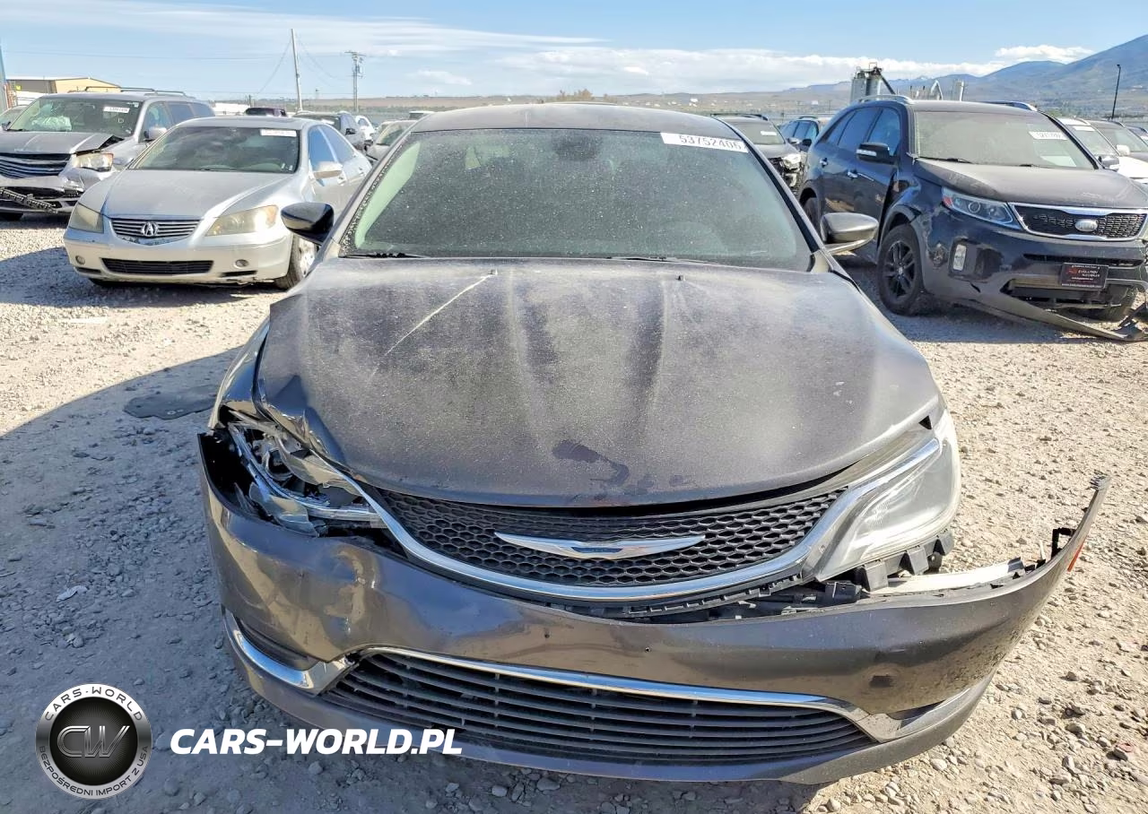 2015 Chrysler 200 Limited VIN:1C3CCCAB4FN606939 - 5