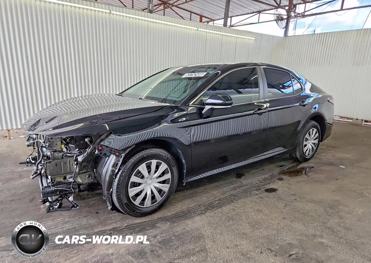 2023 Toyota Camry Hybrid Le – zdjęcie 1 z 12