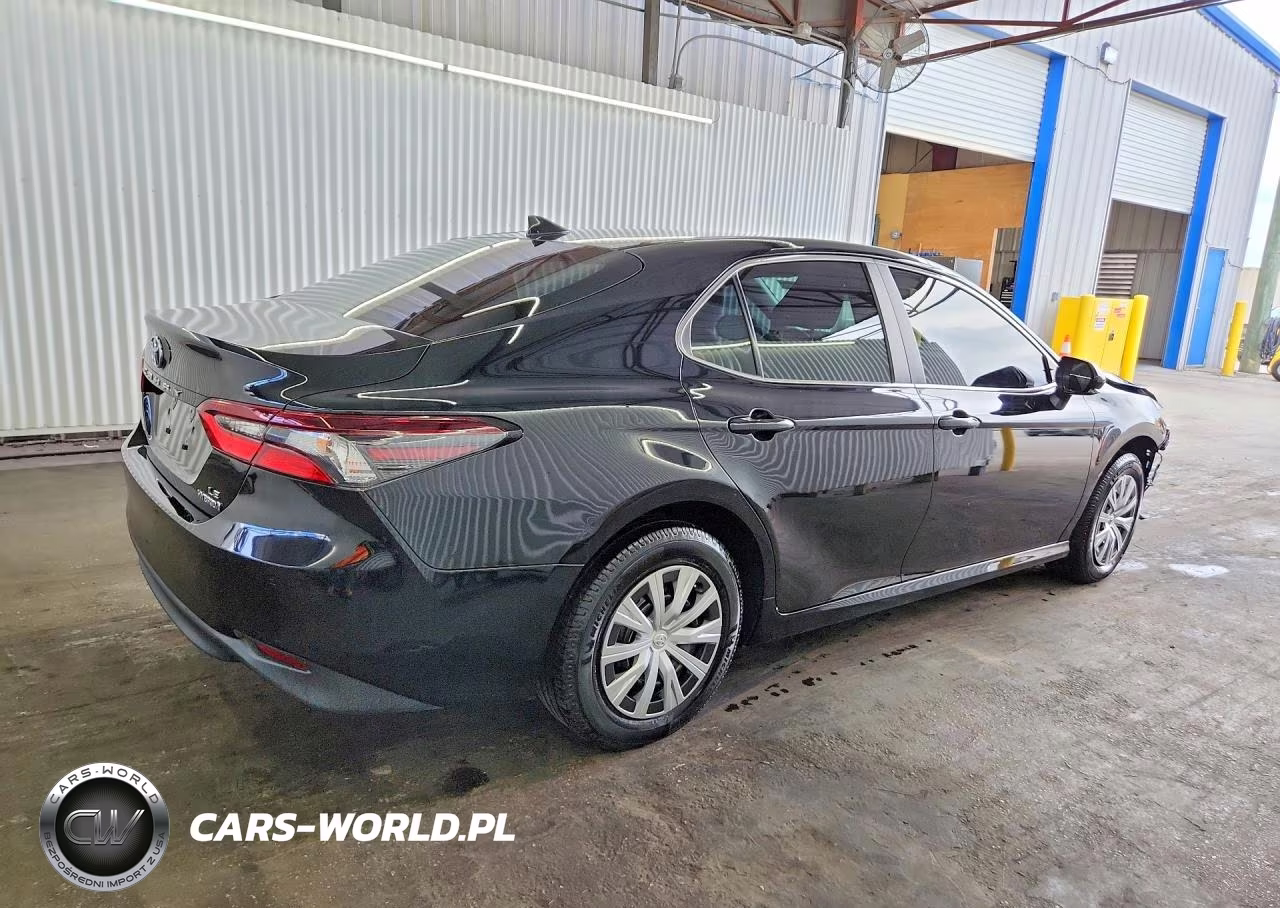 2023 Toyota Camry Hybrid Le VIN:4T1C31AK6PU612325 - 3