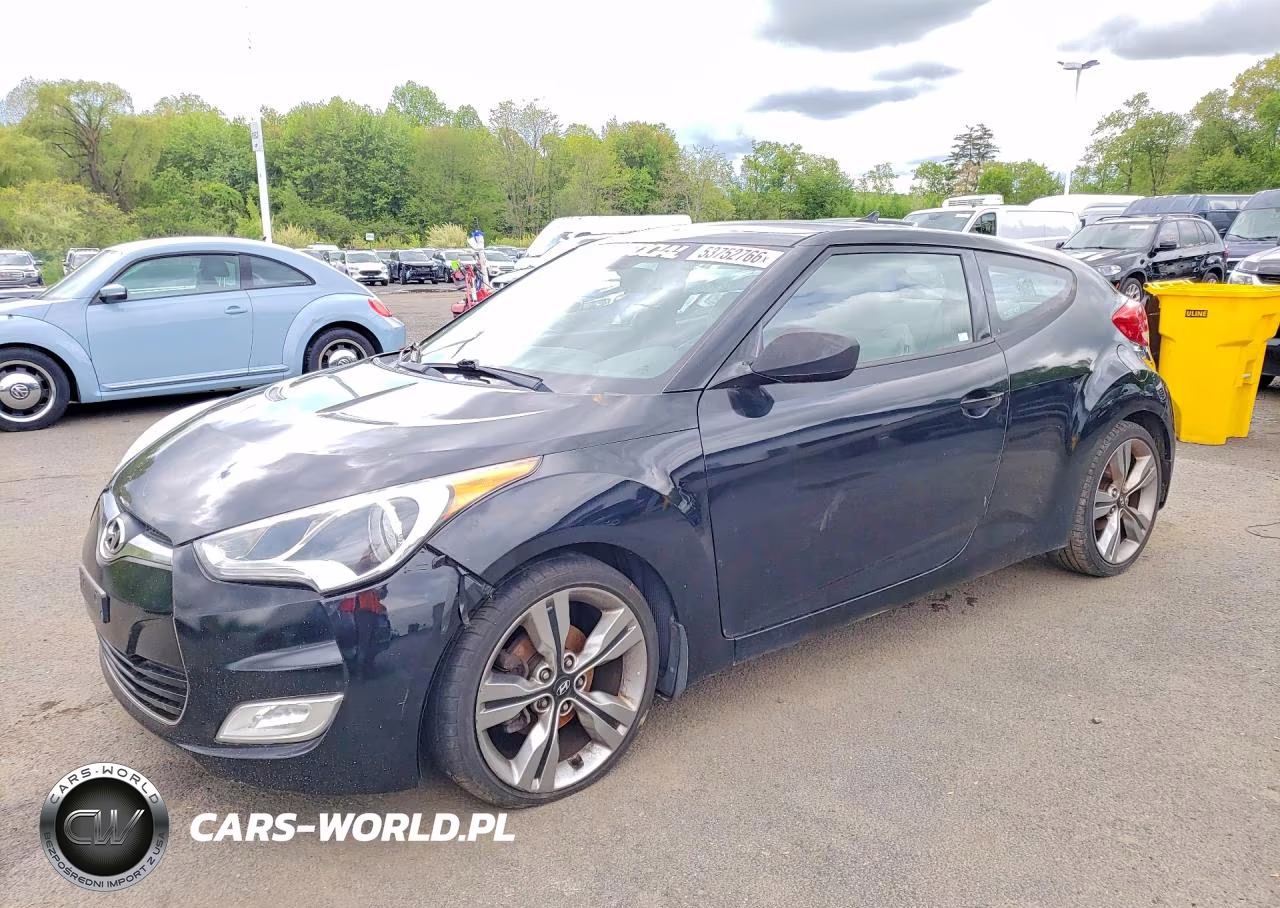 2013 Hyundai Veloster Base