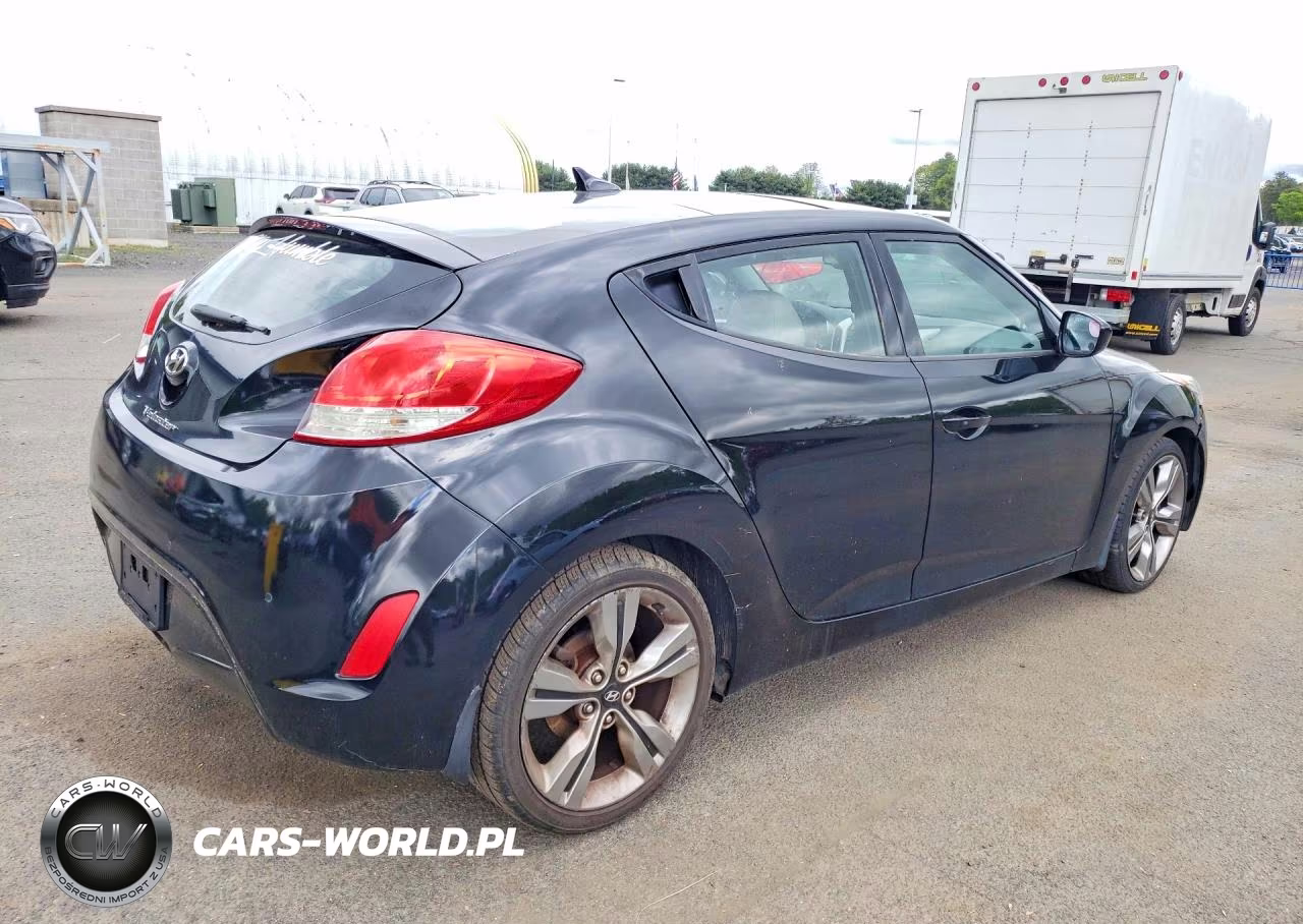 2013 Hyundai Veloster Base VIN:KMHTC6AD3DU099190 - 3