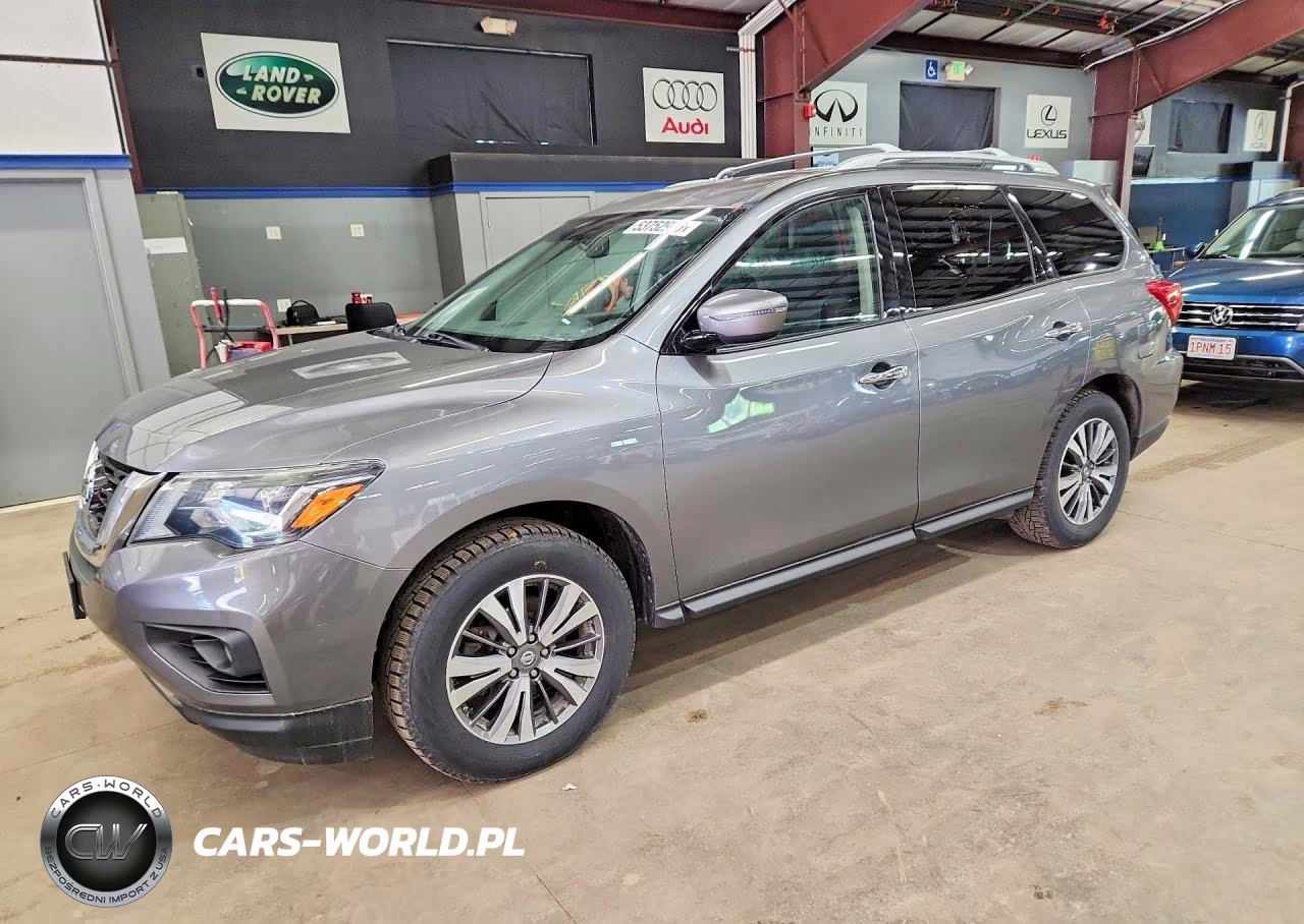2018 Nissan Pathfinder Sv