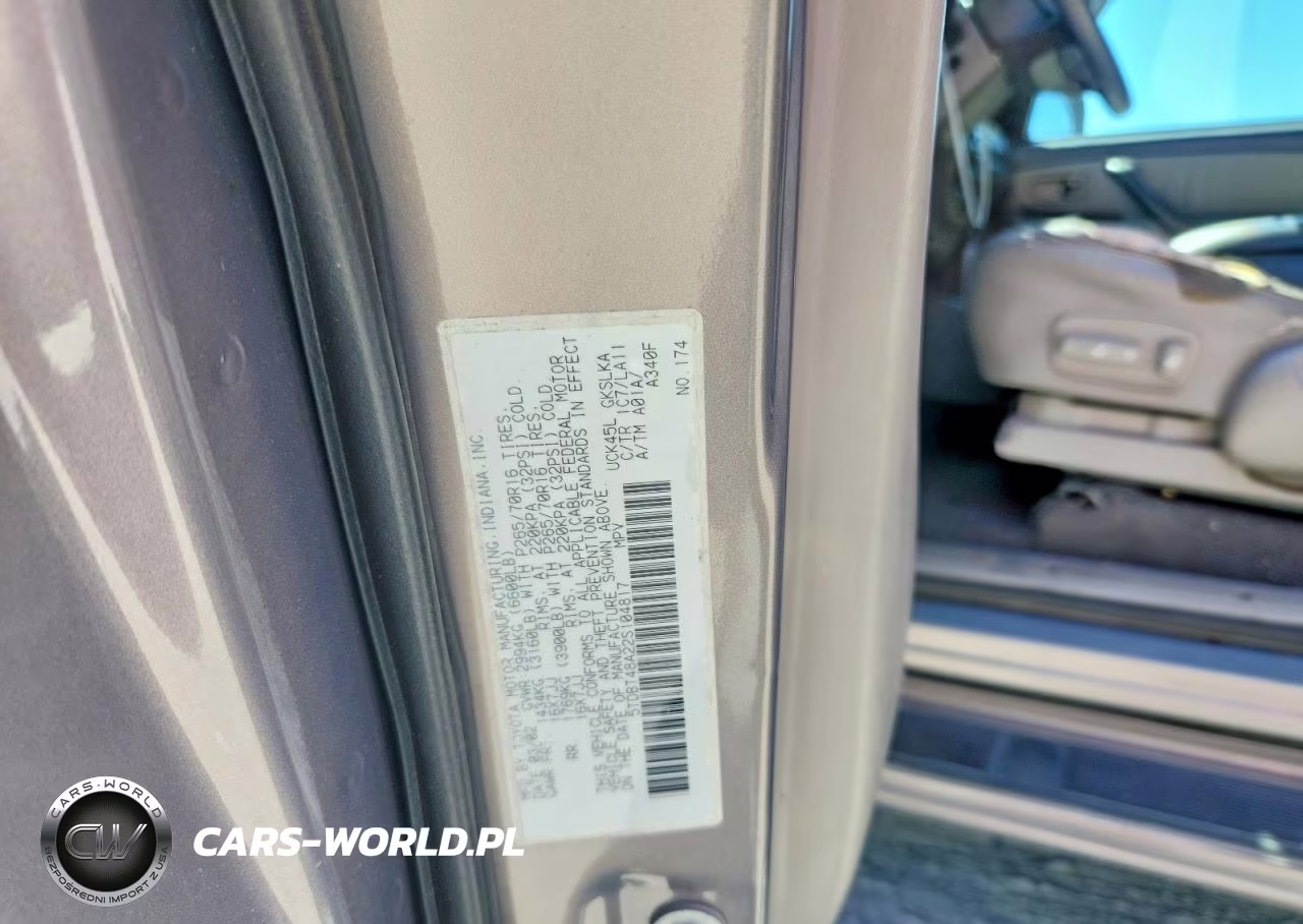 2002 Toyota Sequoia Limited VIN:5TDBT48A22S104817 - 13