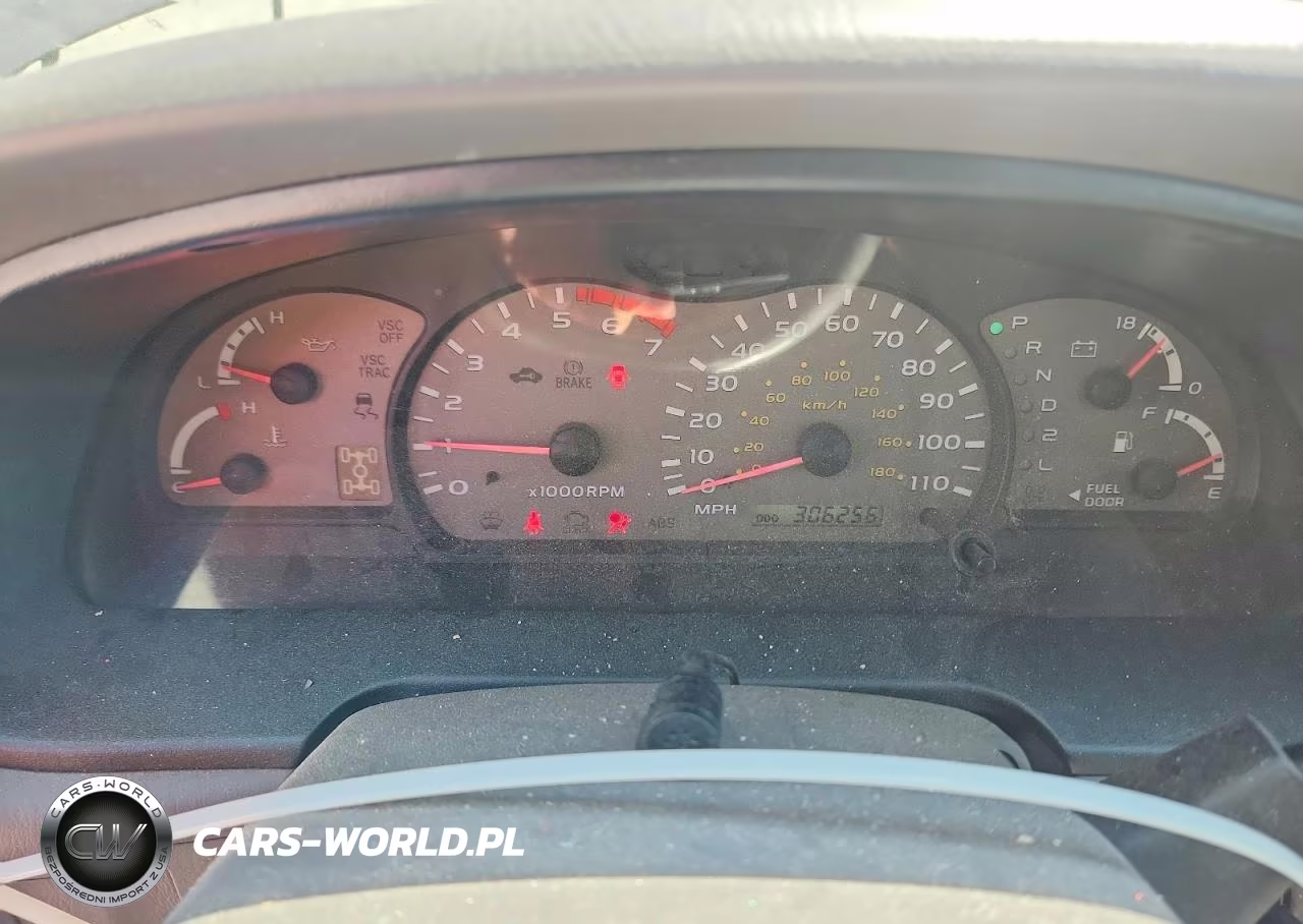 2002 Toyota Sequoia Limited VIN:5TDBT48A22S104817 - 9