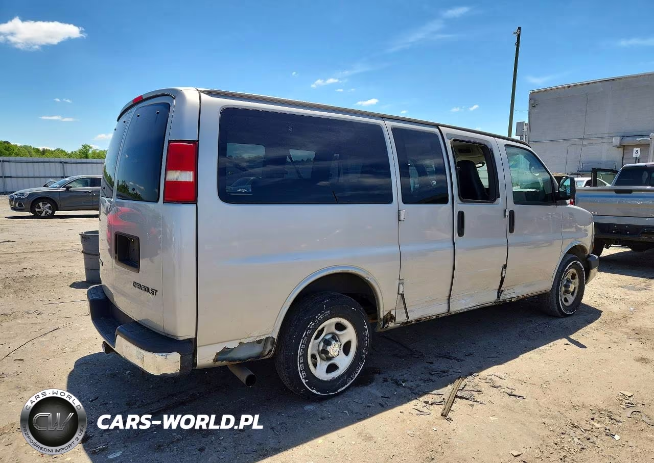 2005 Chevrolet Express G1500 VIN:1GNFG15T151163666 - 3
