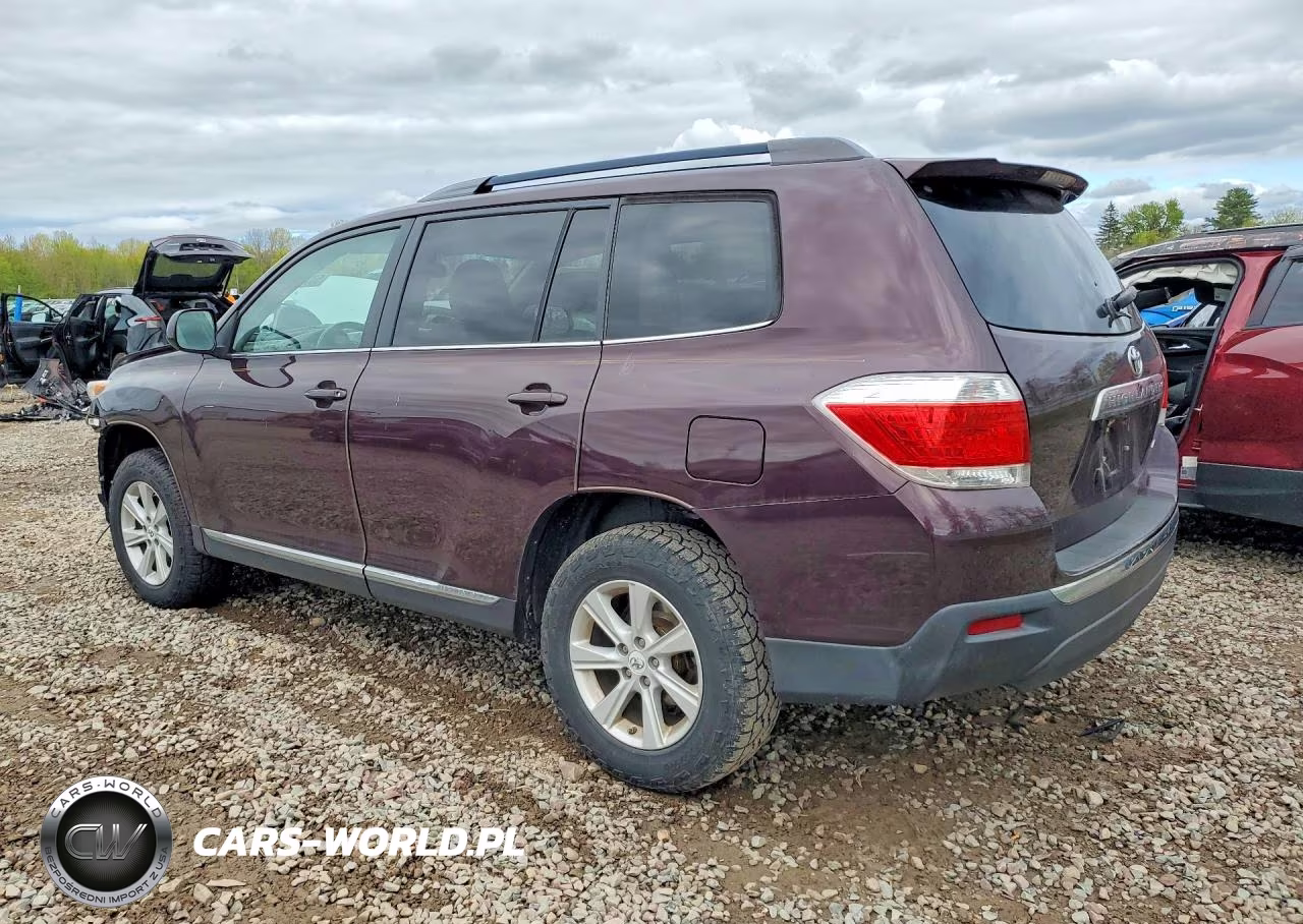 2011 Toyota Highlander Base VIN:5TDBK3EH2BS063474 - 2