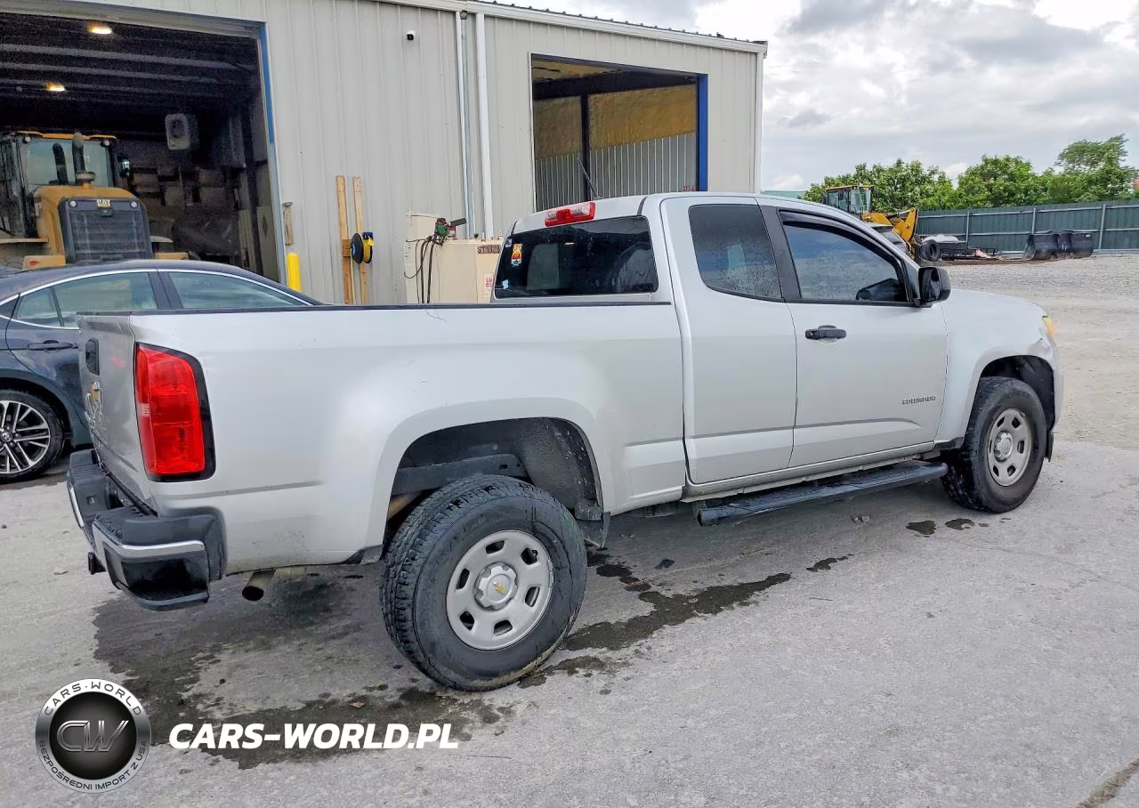 2018 Chevrolet Colorado VIN:1GCHSBEA4J1309380 - 3