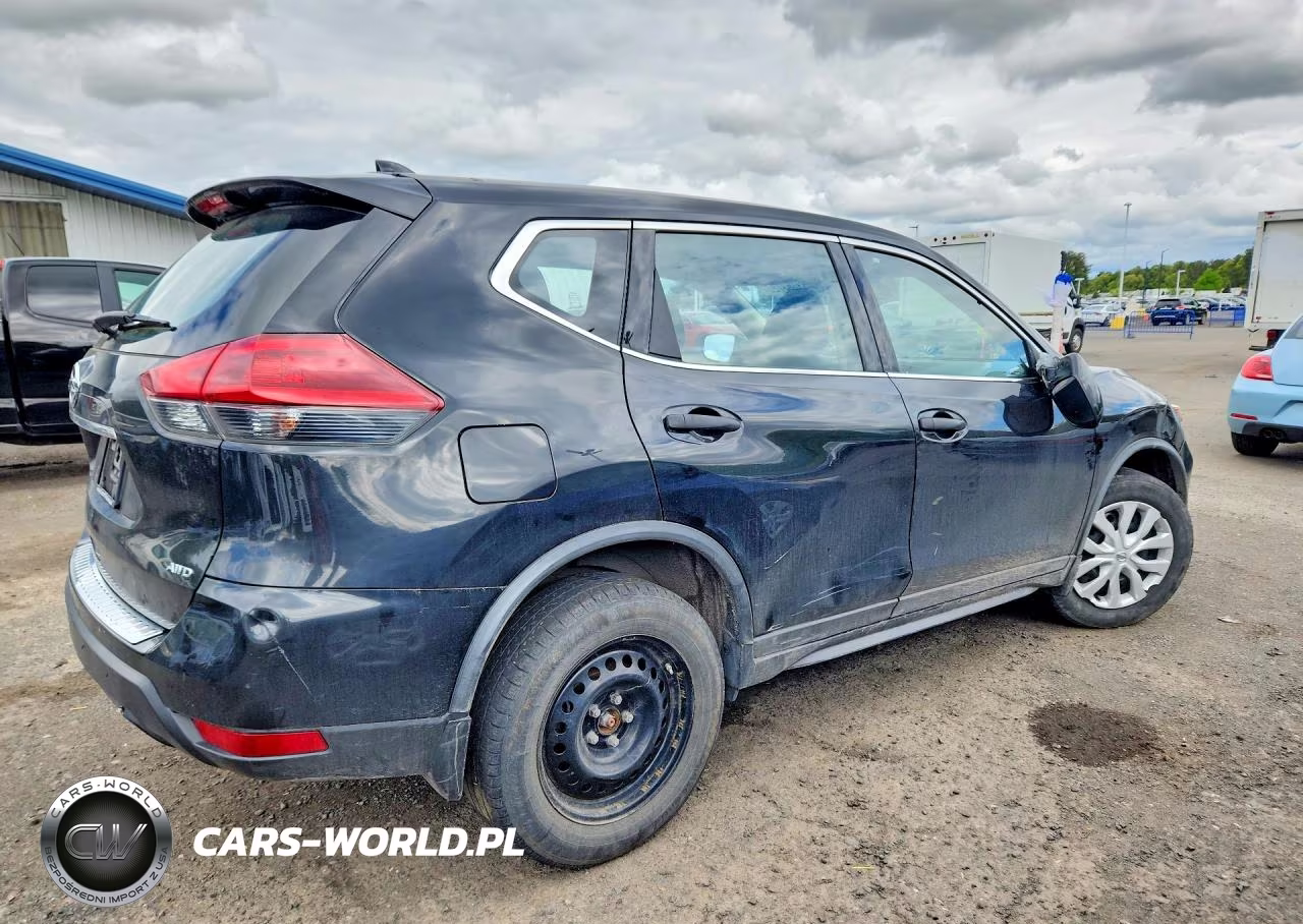 2020 Nissan Rogue S VIN:JN8AT2MV0LW137930 - 3