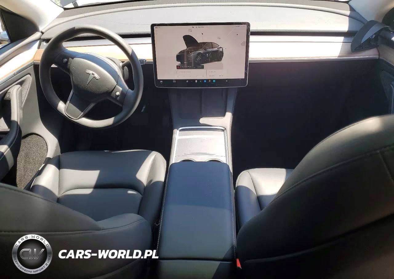 2024 Tesla Model Y VIN:7SAYGDEE9RA231178 - 8