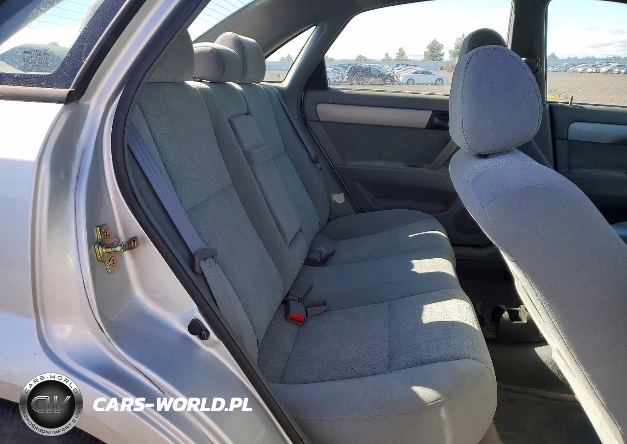 2004 Suzuki Forenza S VIN:KL5JD52Z84K975332 - 10