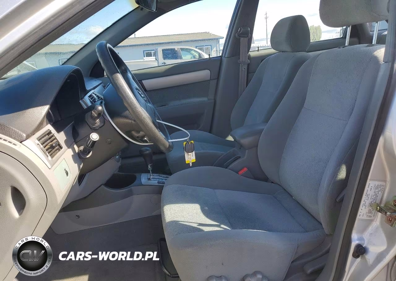 2004 Suzuki Forenza S VIN:KL5JD52Z84K975332 - 7