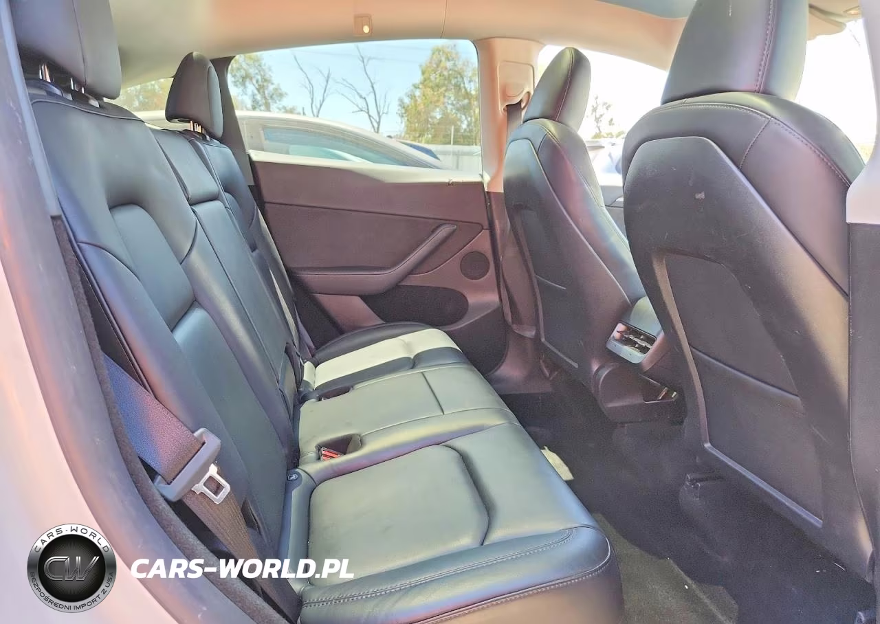 2023 Tesla Model Y VIN:7SAYGDEF7PF836731 - 11