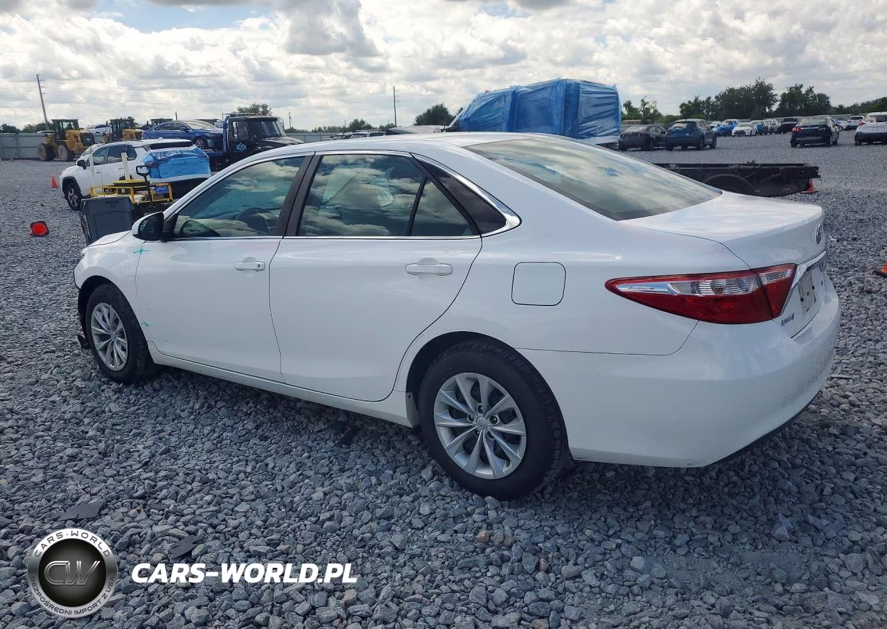 2016 Toyota Camry Le VIN:4T4BF1FK5GR517904 - 2