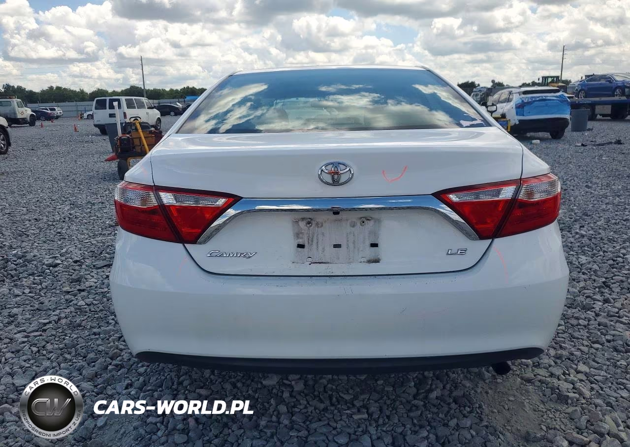 2016 Toyota Camry Le VIN:4T4BF1FK5GR517904 - 6
