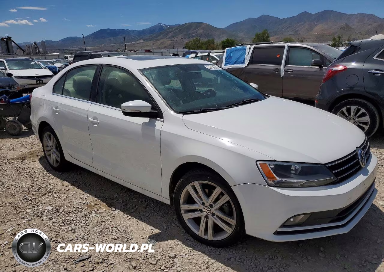 2015 Volkswagen Jetta Tdi VIN:3VWLA7AJ6FM304270 - 4
