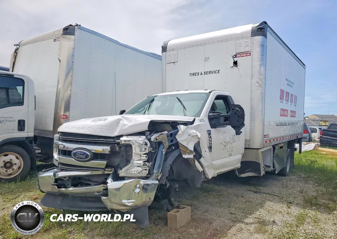 2021 Ford F550 Super Duty Box Truck – zdjęcie 1 z 13