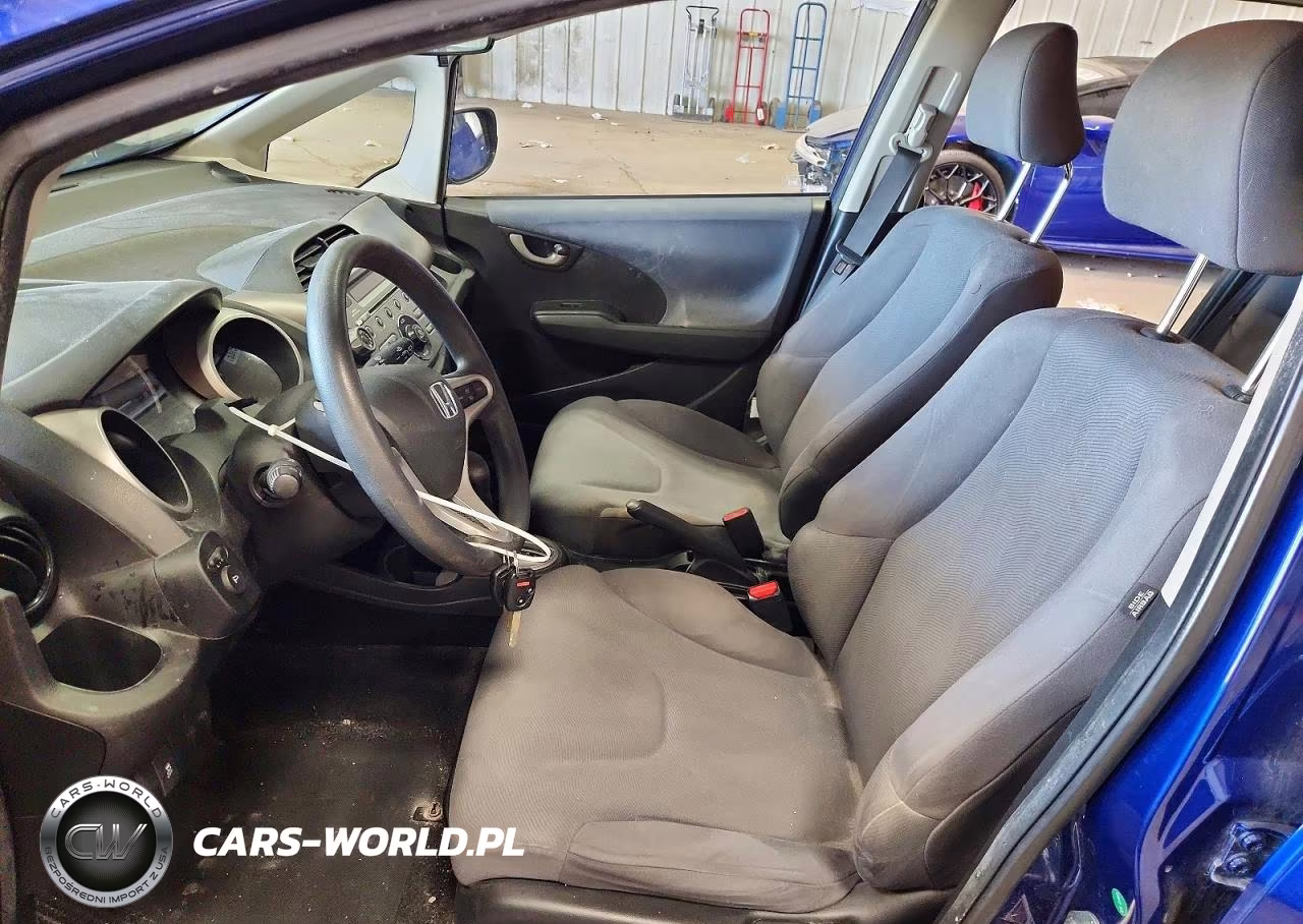 2013 Honda Fit VIN:JHMGE8H37DC075195 - 7