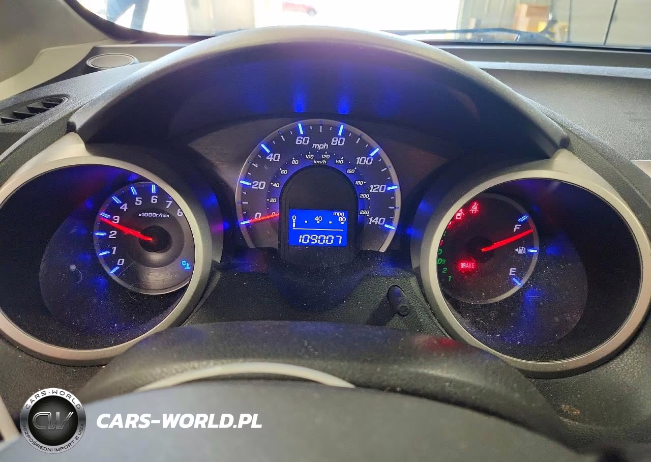 2013 Honda Fit VIN:JHMGE8H37DC075195 - 9