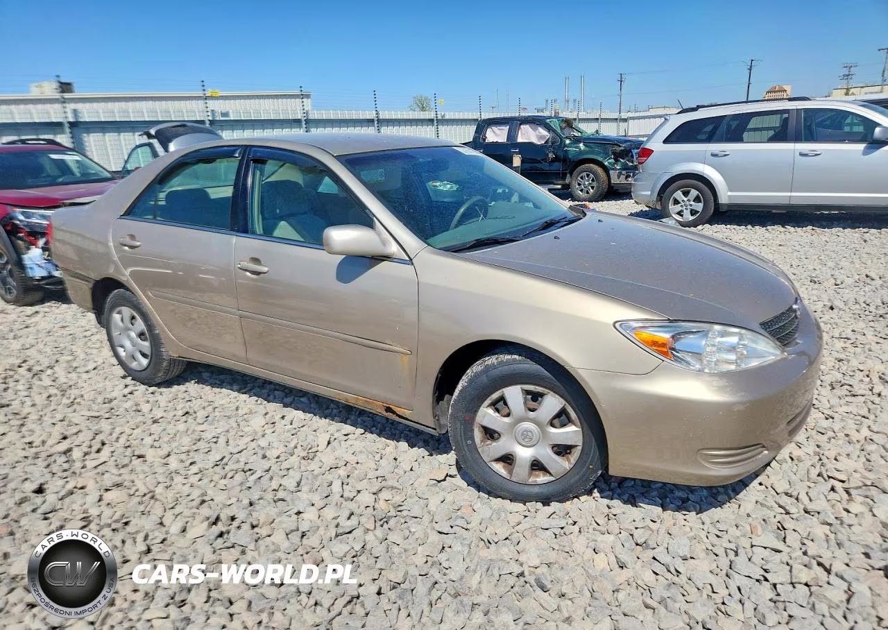 2003 Toyota Camry Le VIN:4T1BE32K13U663922 - 4
