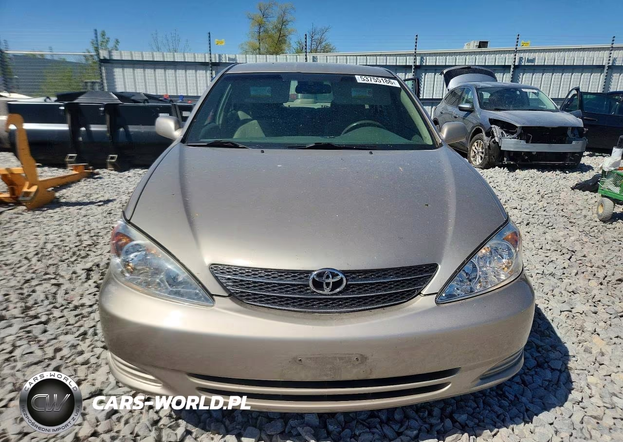 2003 Toyota Camry Le VIN:4T1BE32K13U663922 - 5