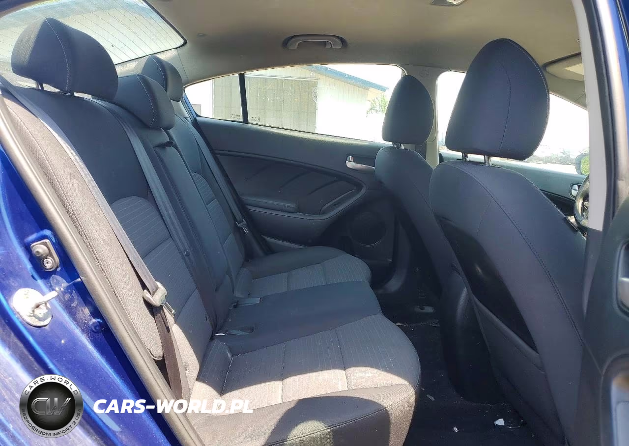 2018 Kia Forte Lx VIN:3KPFL4A76JE190013 - 10