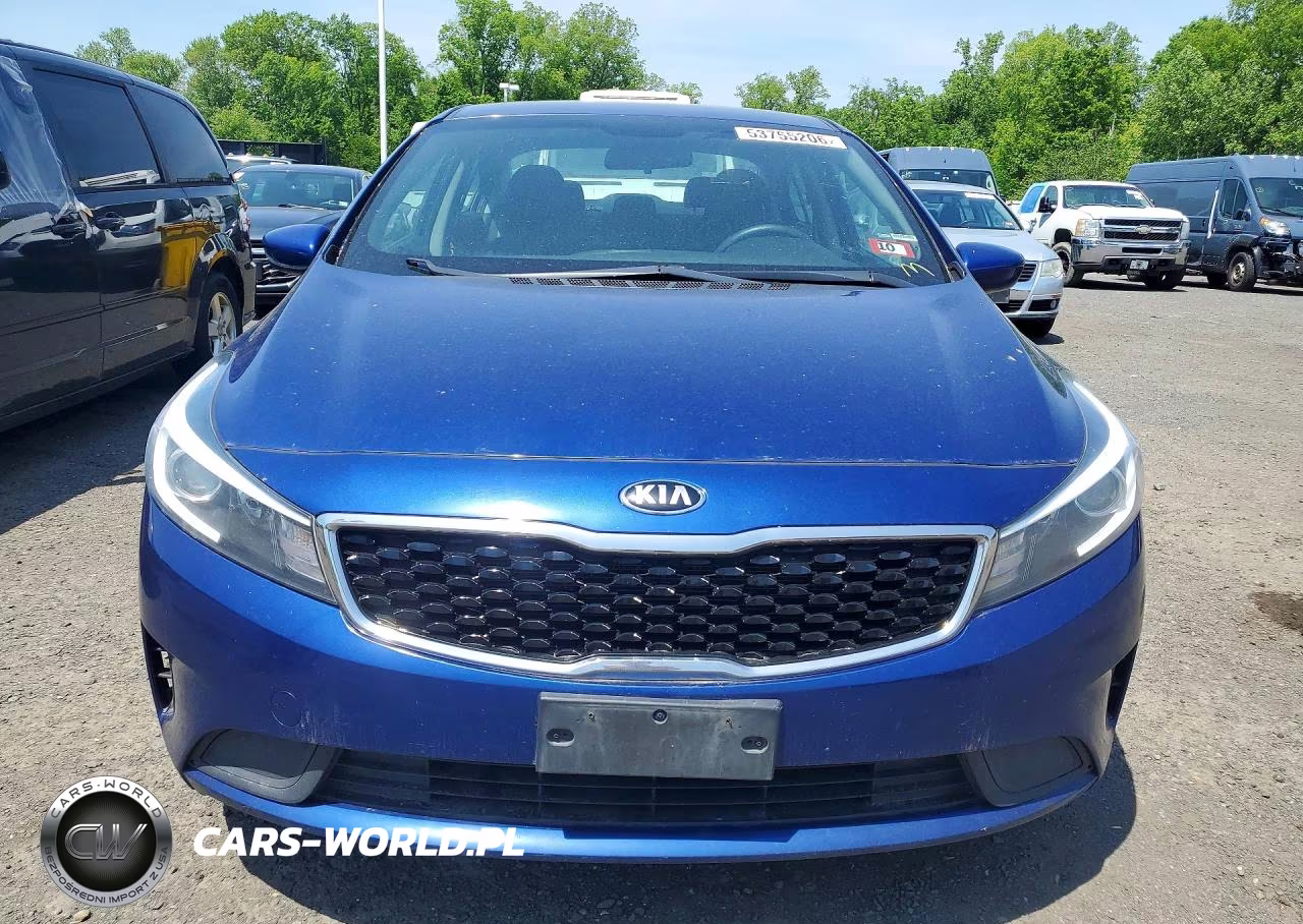 2018 Kia Forte Lx VIN:3KPFL4A76JE190013 - 5