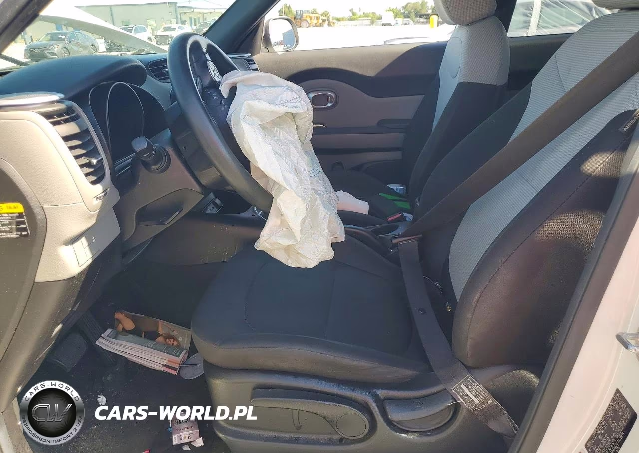2016 Kia Soul Base VIN:KNDJN2A22G7399691 - 7