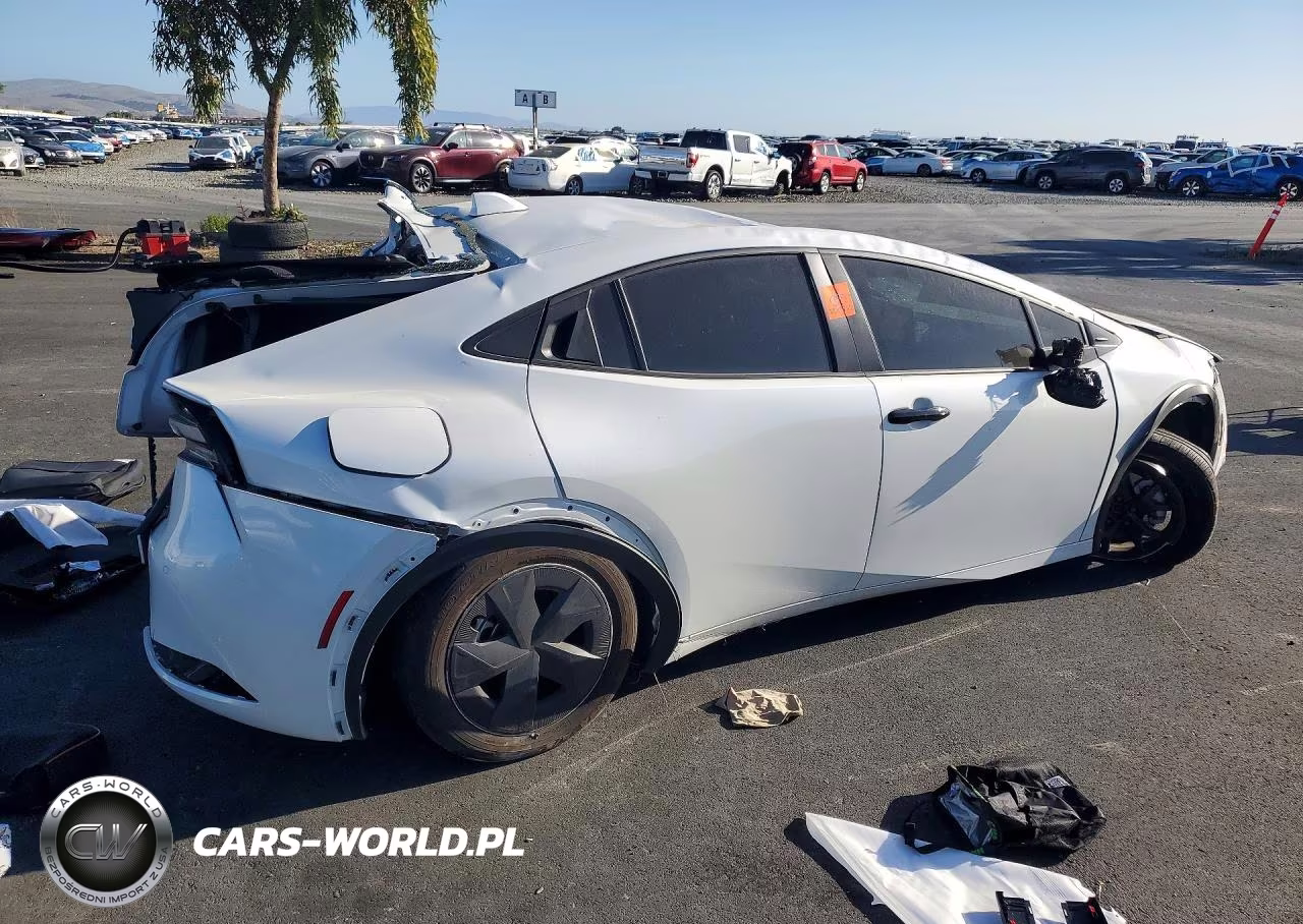 2025 Toyota Prius Plug-In Hybrid Se VIN:JTDACACU4S3050627 - 3