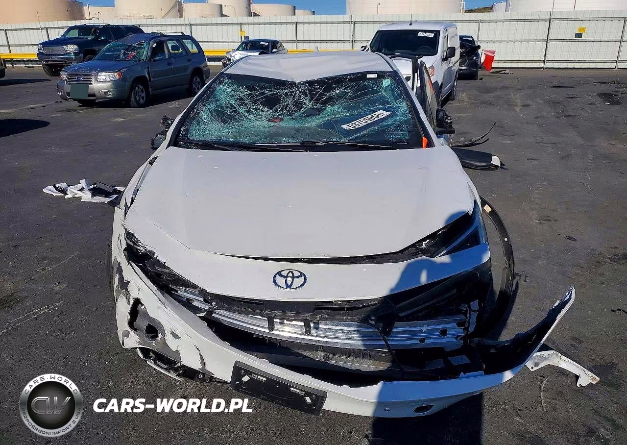 2025 Toyota Prius Plug-In Hybrid Se VIN:JTDACACU4S3050627 - 5