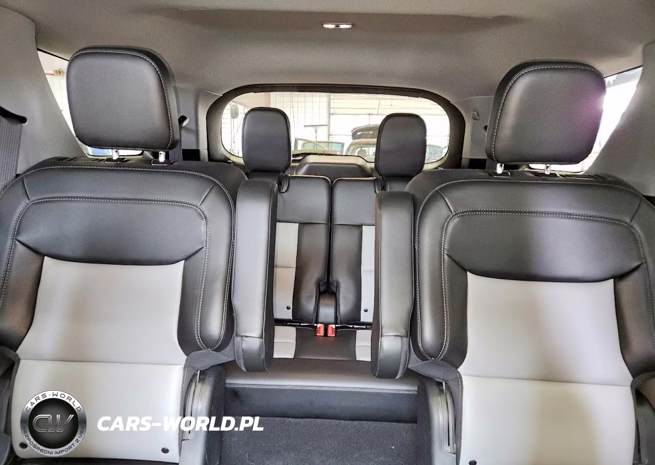 2022 Ford Explorer Xlt VIN:1FMSK8DHXNGA88227 - 10