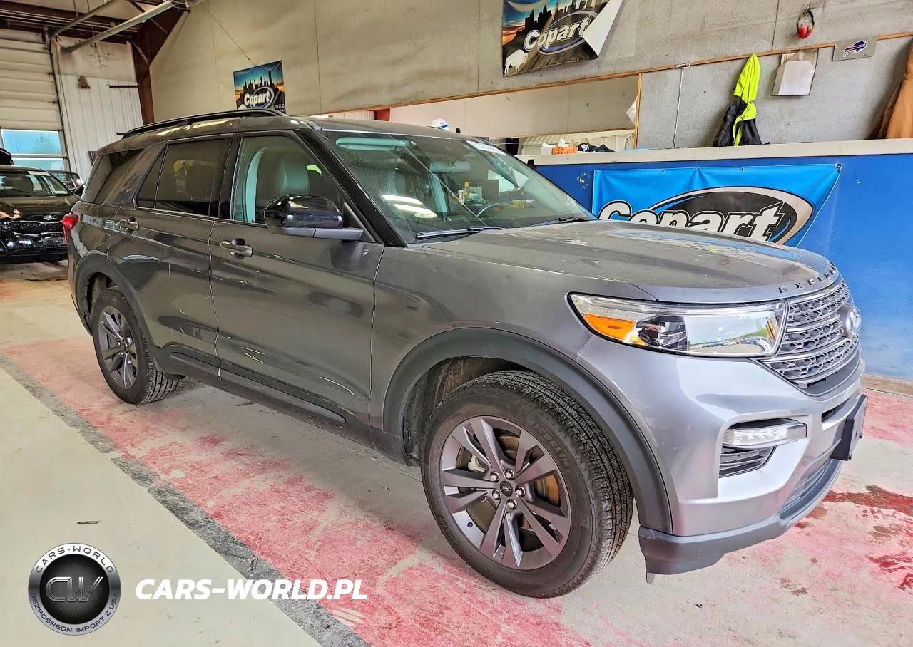 2022 Ford Explorer Xlt VIN:1FMSK8DHXNGA88227 - 4