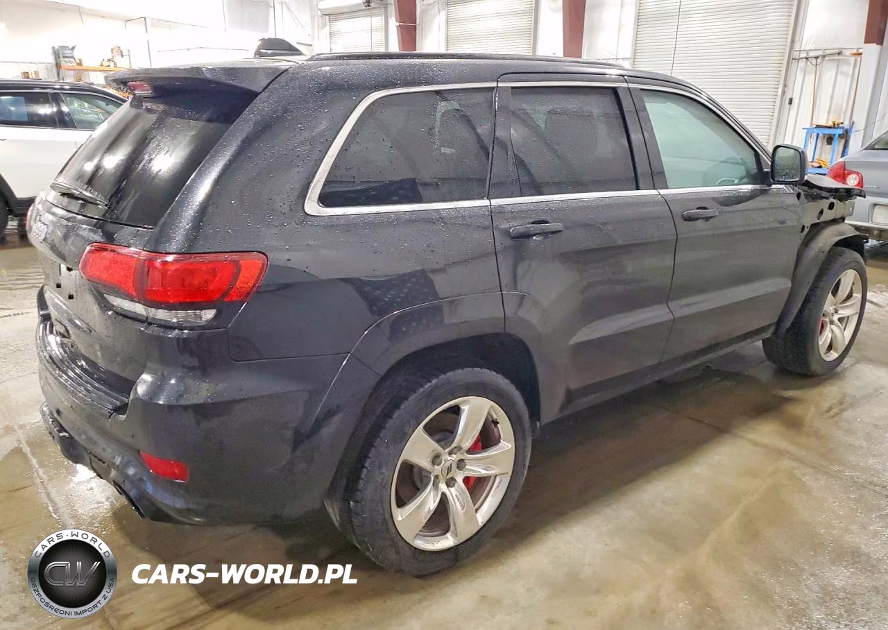 2015 Jeep Grand Cherokee Srt-8 VIN:1C4RJFDJ2FC888185 - 3