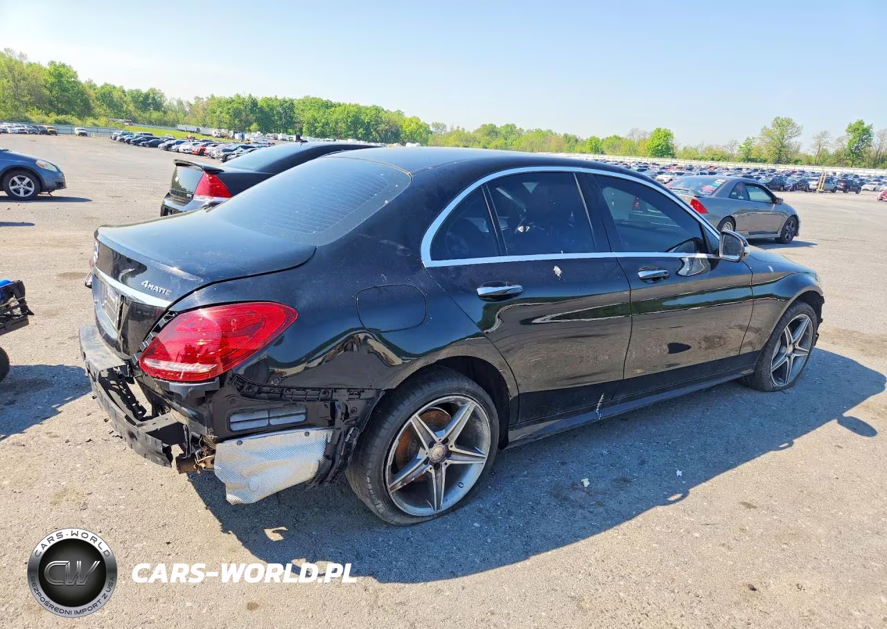 2015 Mercedes-Benz C 300 4Matic VIN:55SWF4KB8FU006099 - 3
