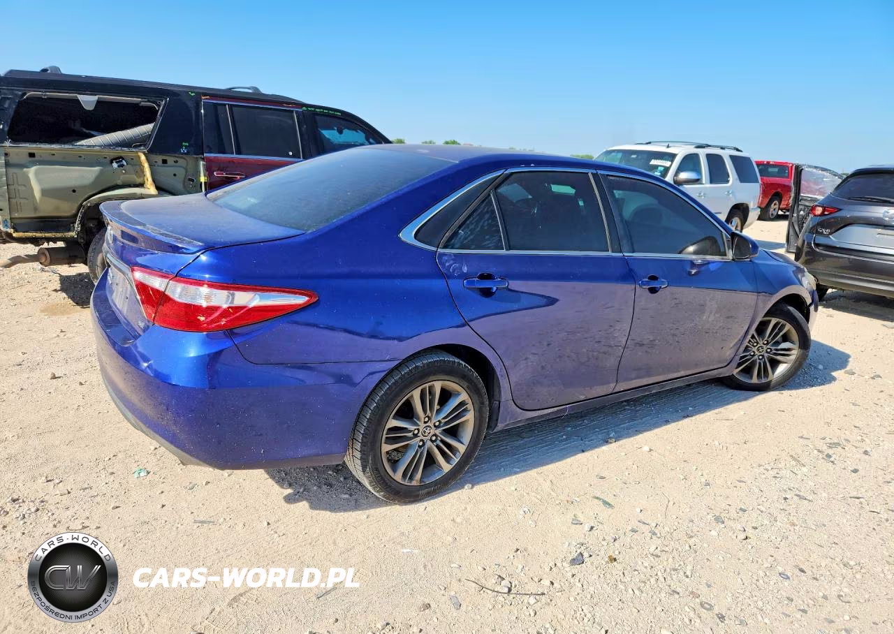 2015 Toyota Camry Se VIN:4T1BF1FK9FU942888 - 3