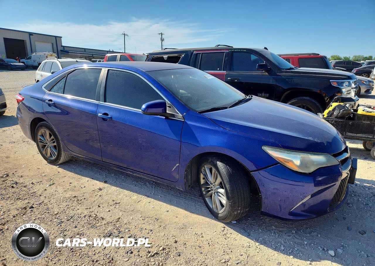 2015 Toyota Camry Se VIN:4T1BF1FK9FU942888 - 4