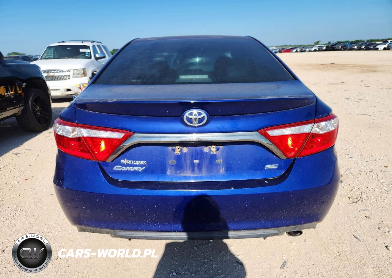 2015 Toyota Camry Se VIN:4T1BF1FK9FU942888 - 6