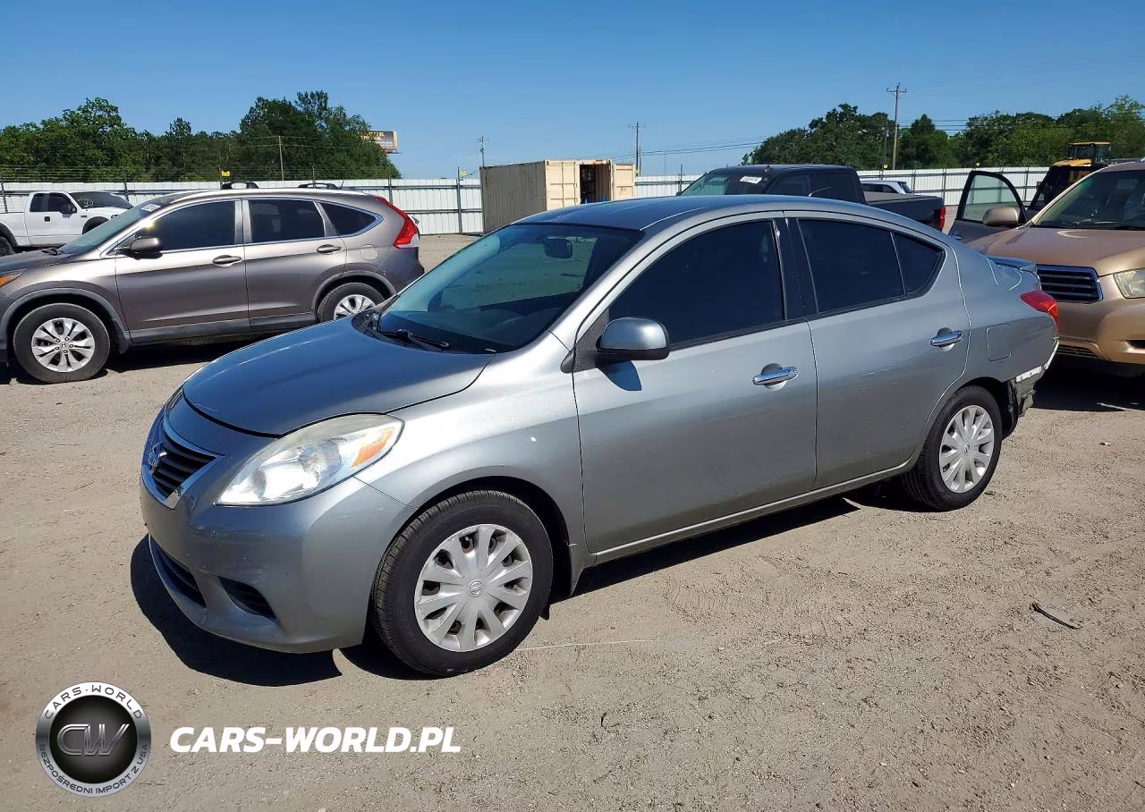 2014 Nissan Versa 1.6 Sv
