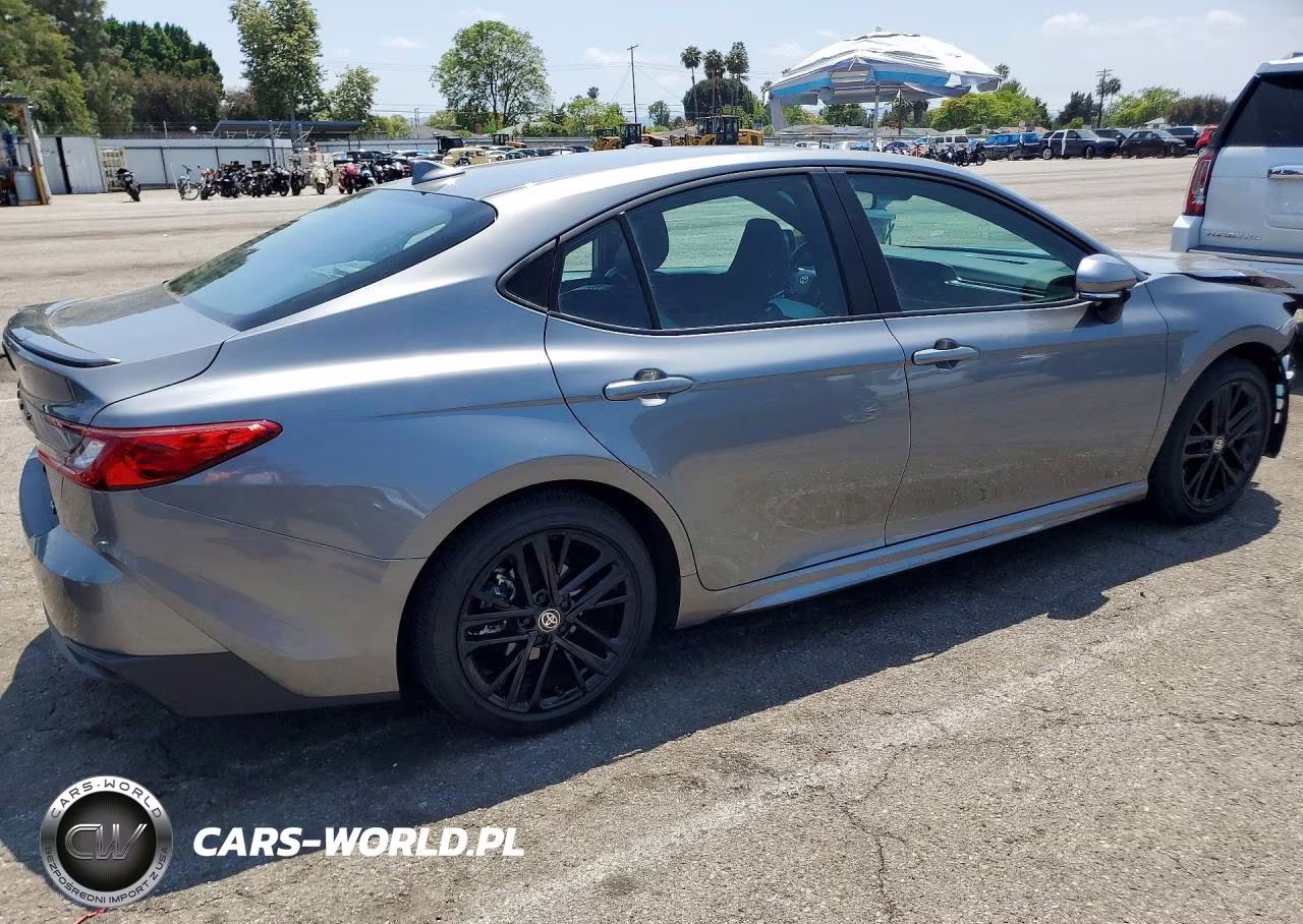 2026 Toyota Camry Se VIN:4T1DAACK2TU274164 - 3