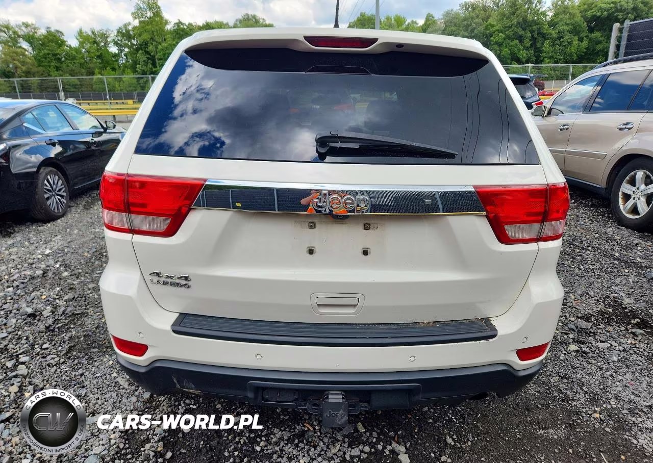 2011 Jeep Grand Cherokee Laredo VIN:1J4RR4GG5BC581501 - 6