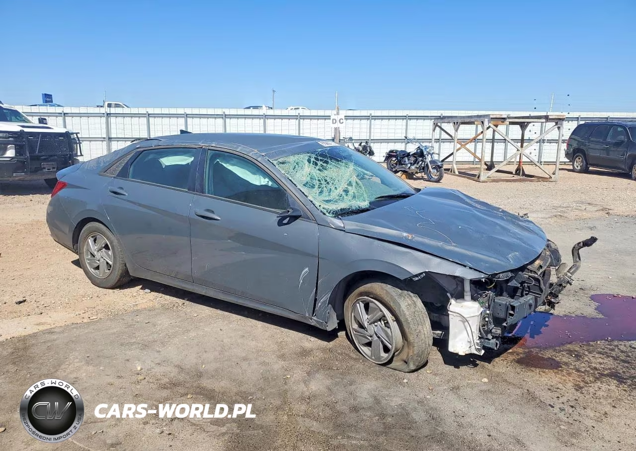 2025 Hyundai Elantra Se VIN:KMHLL4DGXSU014983 - 4