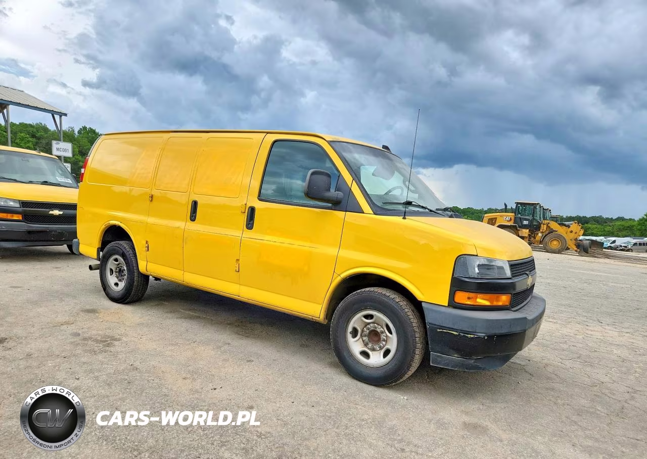 2020 Chevrolet Express G2500 VIN:1GCWGAFP6L1227112 - 4