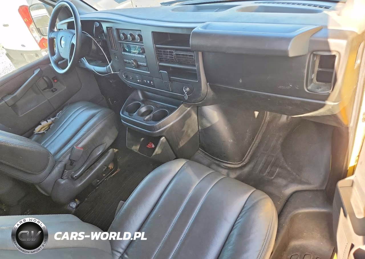 2020 Chevrolet Express G2500 VIN:1GCWGAFP6L1227112 - 8