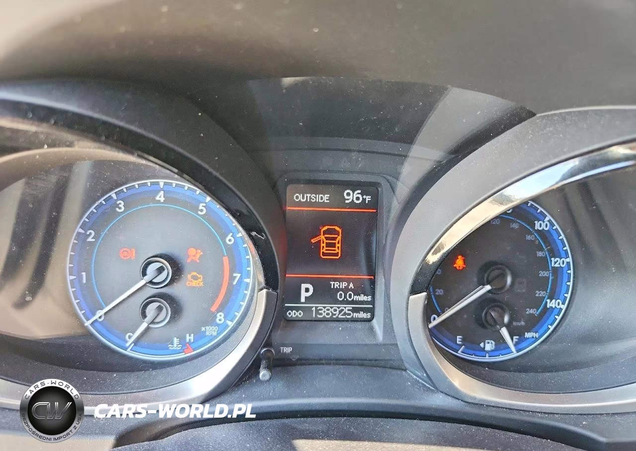2016 Toyota Corolla S Plus VIN:2T1BURHE1GC566993 - 9