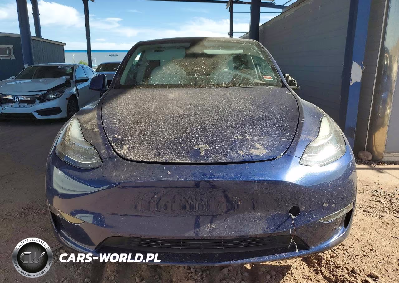 2020 Tesla Model Y VIN:5YJYGDEEXLF027402 - 5